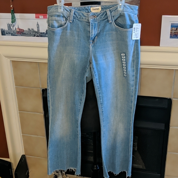 Cotton Cropped Jeans NWT (sold on thredup) - Picture 4 of 13